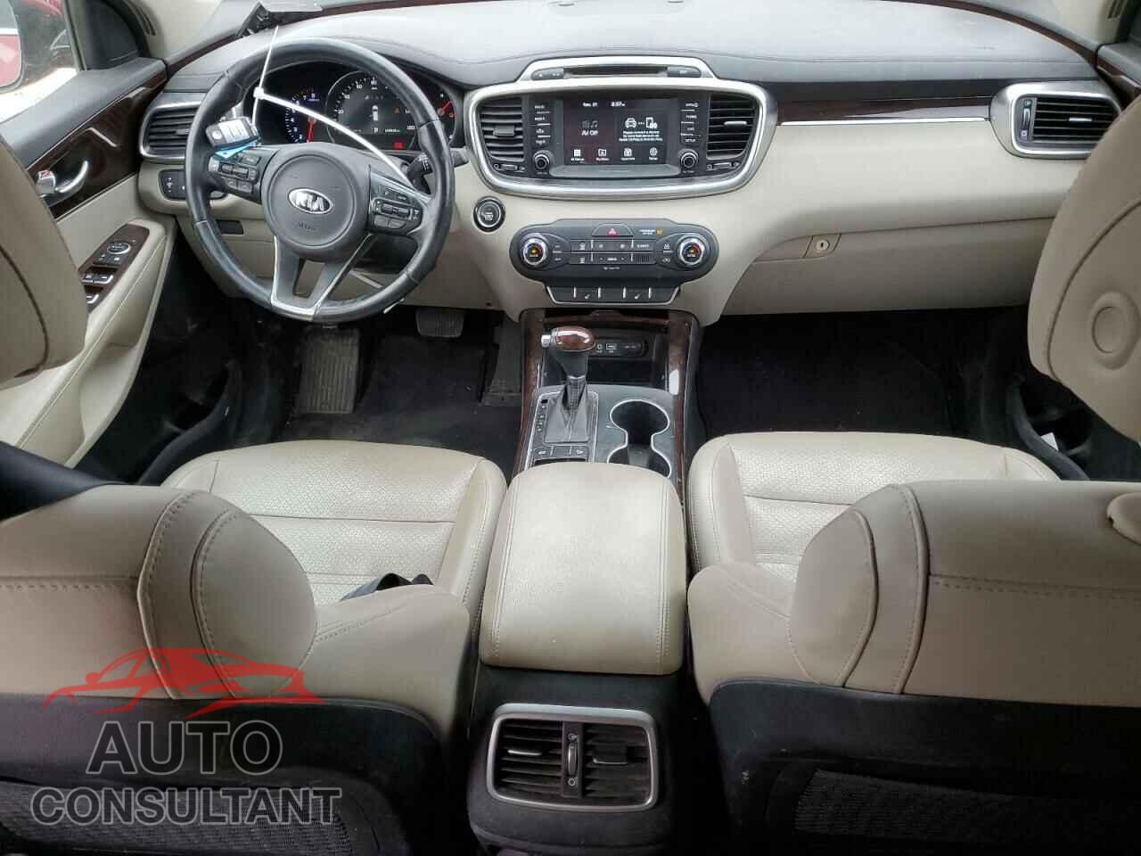 KIA SORENTO 2017 - 5XYPH4A5XHG290892