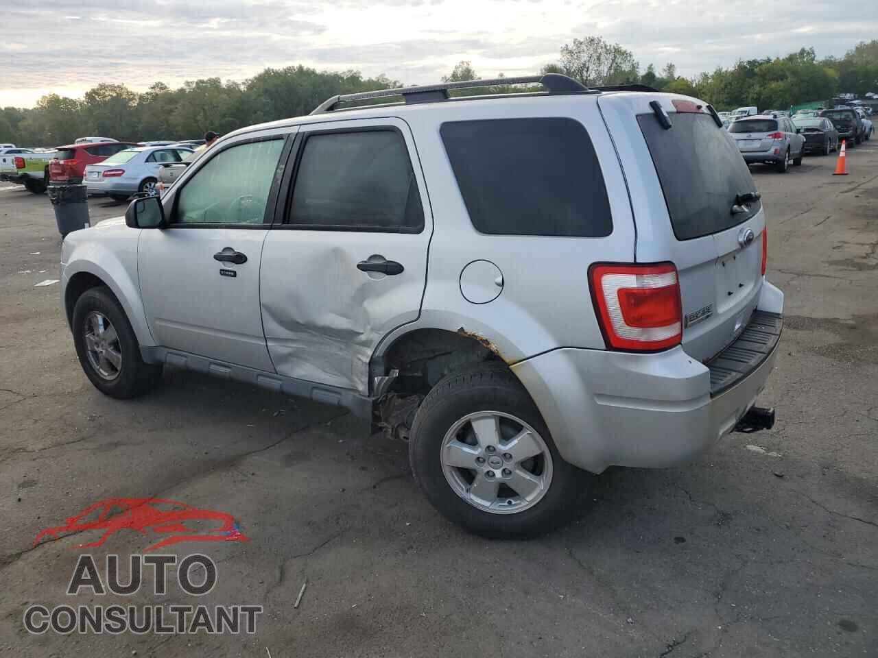 FORD ESCAPE 2011 - 1FMCU9D76BKB69620
