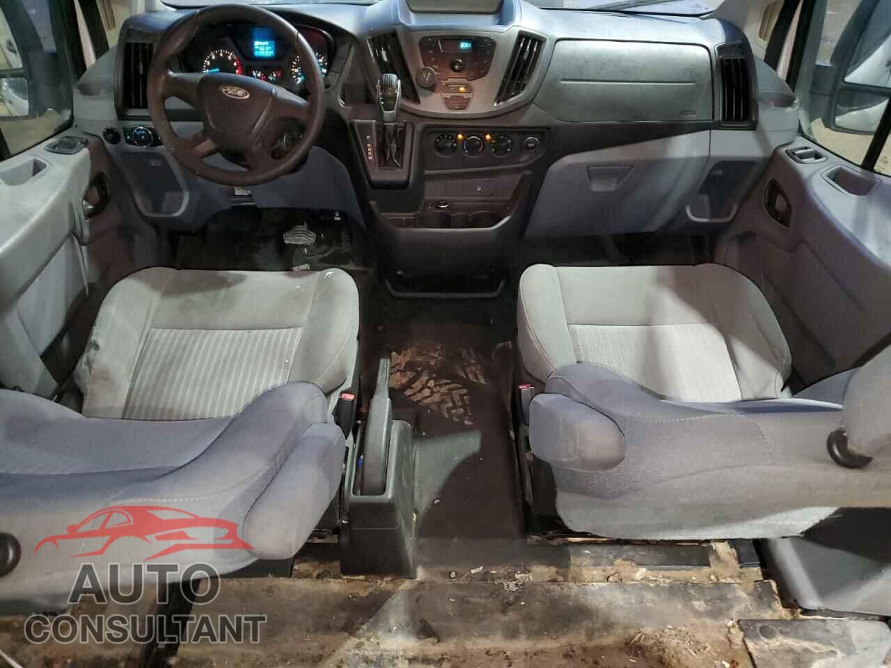 FORD TRANSIT 2015 - 1FTYR2ZM3FKA21089