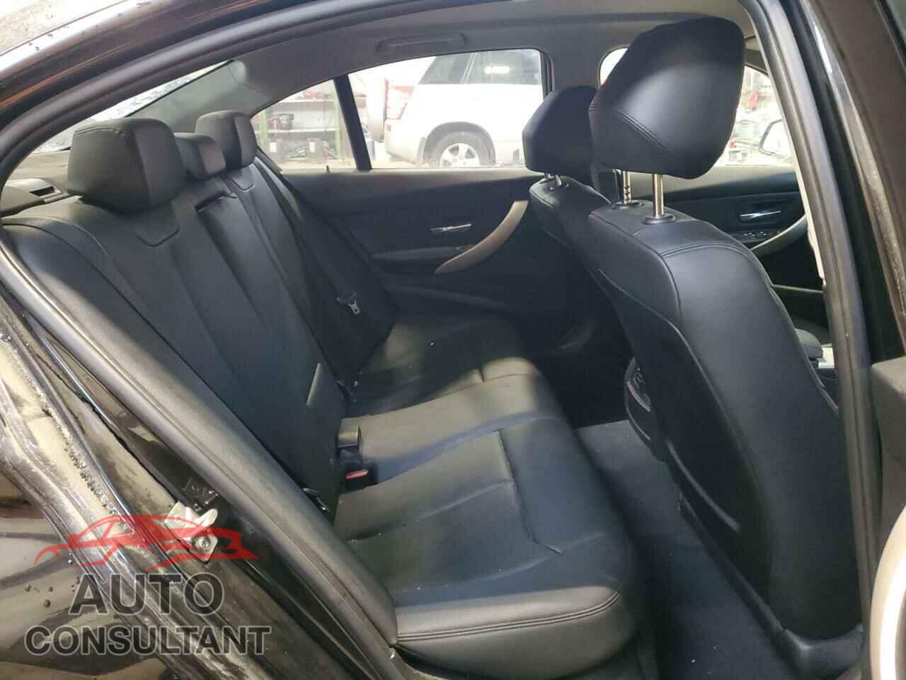 BMW 3 SERIES 2014 - WBA3C3C59EF986580