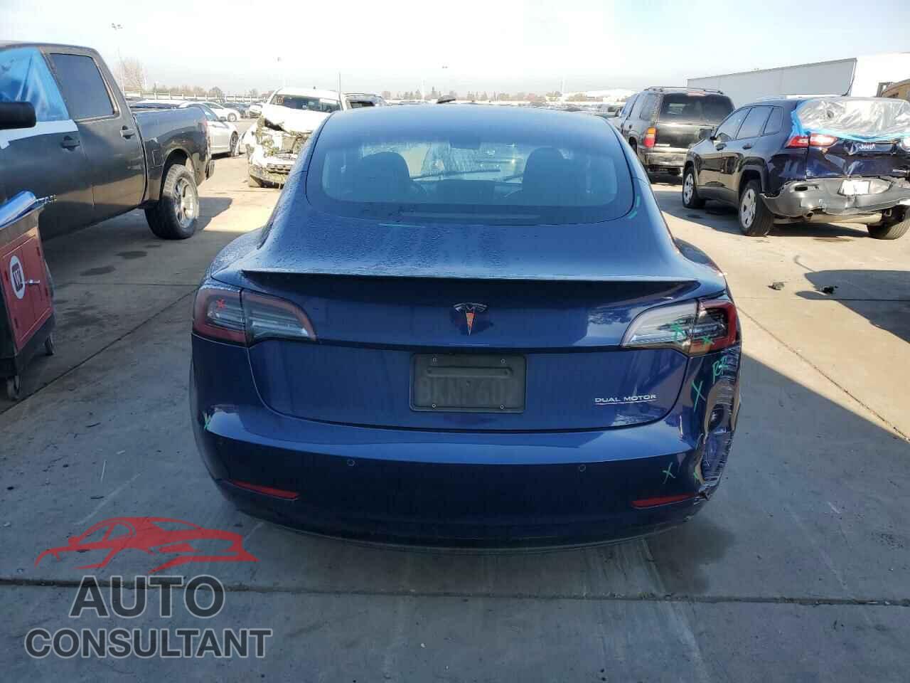 TESLA MODEL 3 2019 - 5YJ3E1EB4KF392936