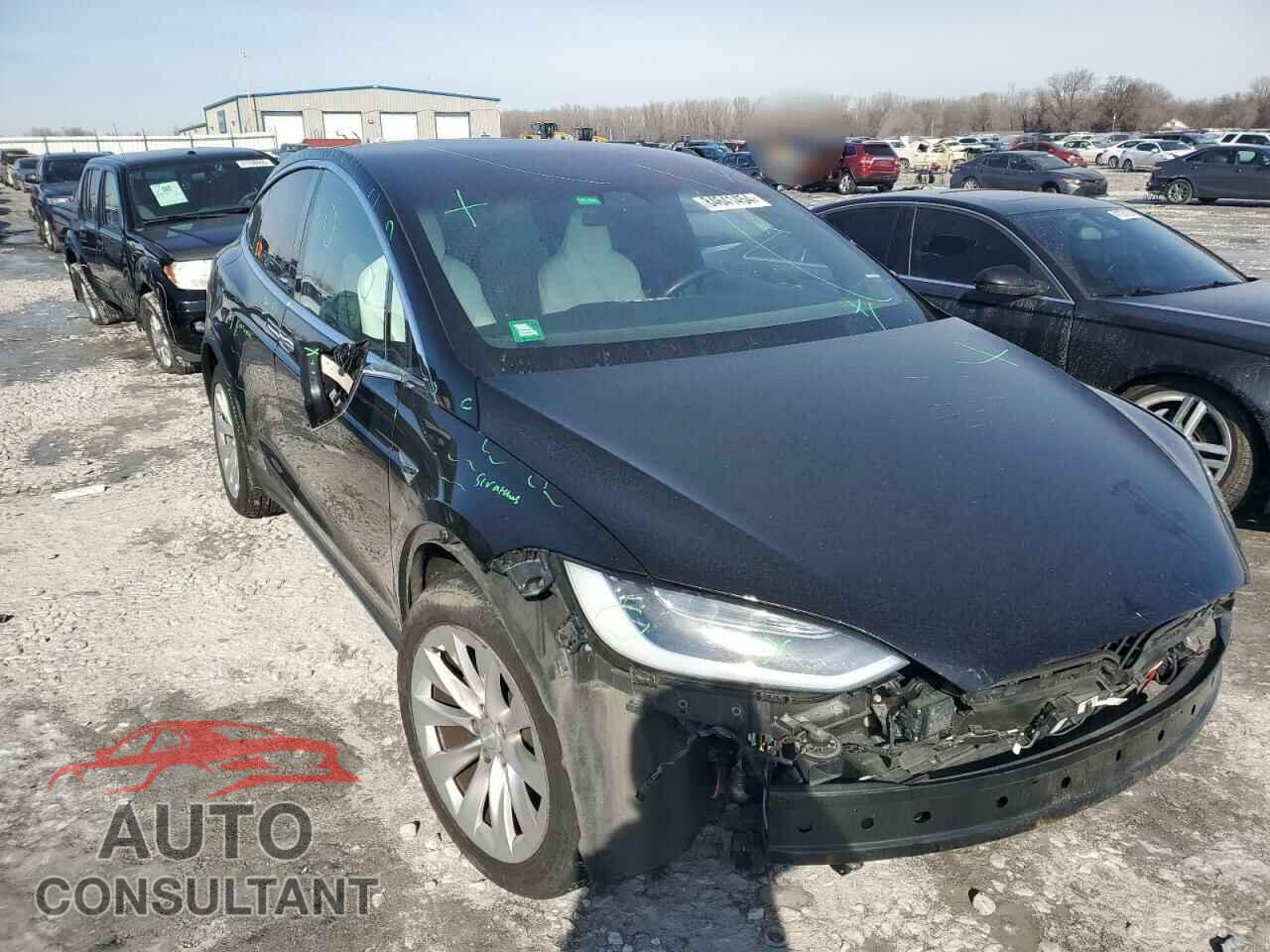 TESLA MODEL X 2018 - 5YJXCBE29JF087718