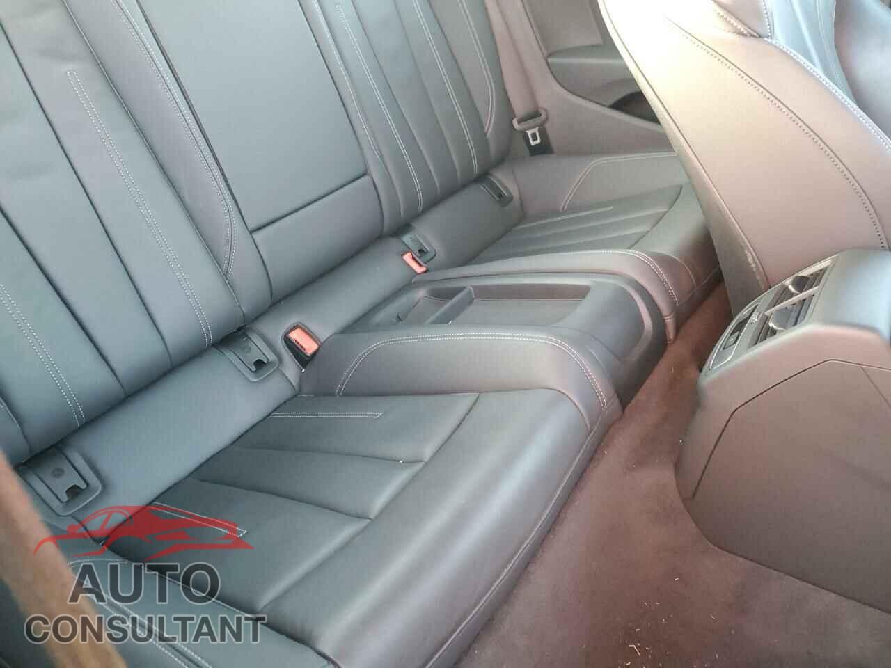 AUDI A5 2022 - WAUSAAF58NA038637
