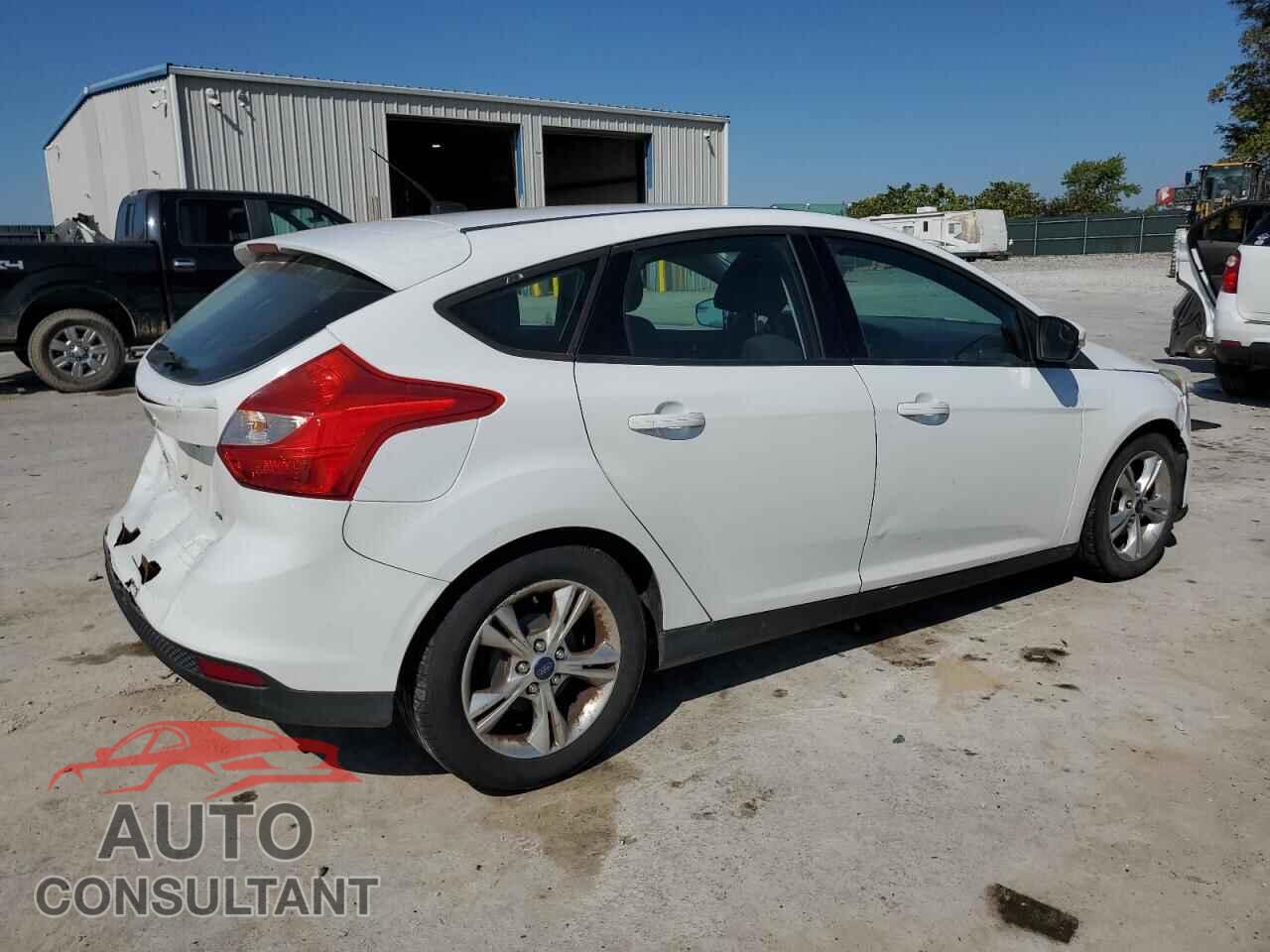 FORD FOCUS 2014 - 1FADP3K28EL157753