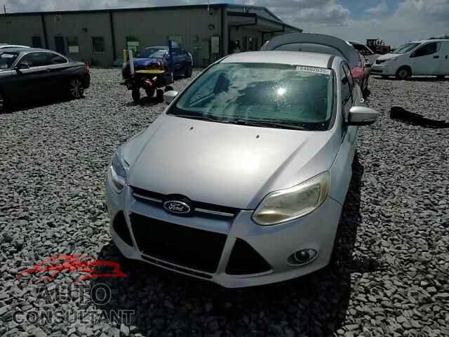 FORD FOCUS 2013 - 1FADP3F28DL308745