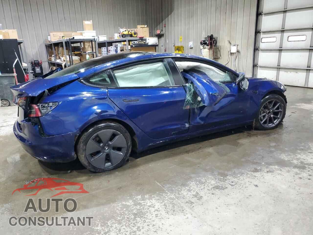 TESLA MODEL 3 2023 - 5YJ3E1EA2PF664608