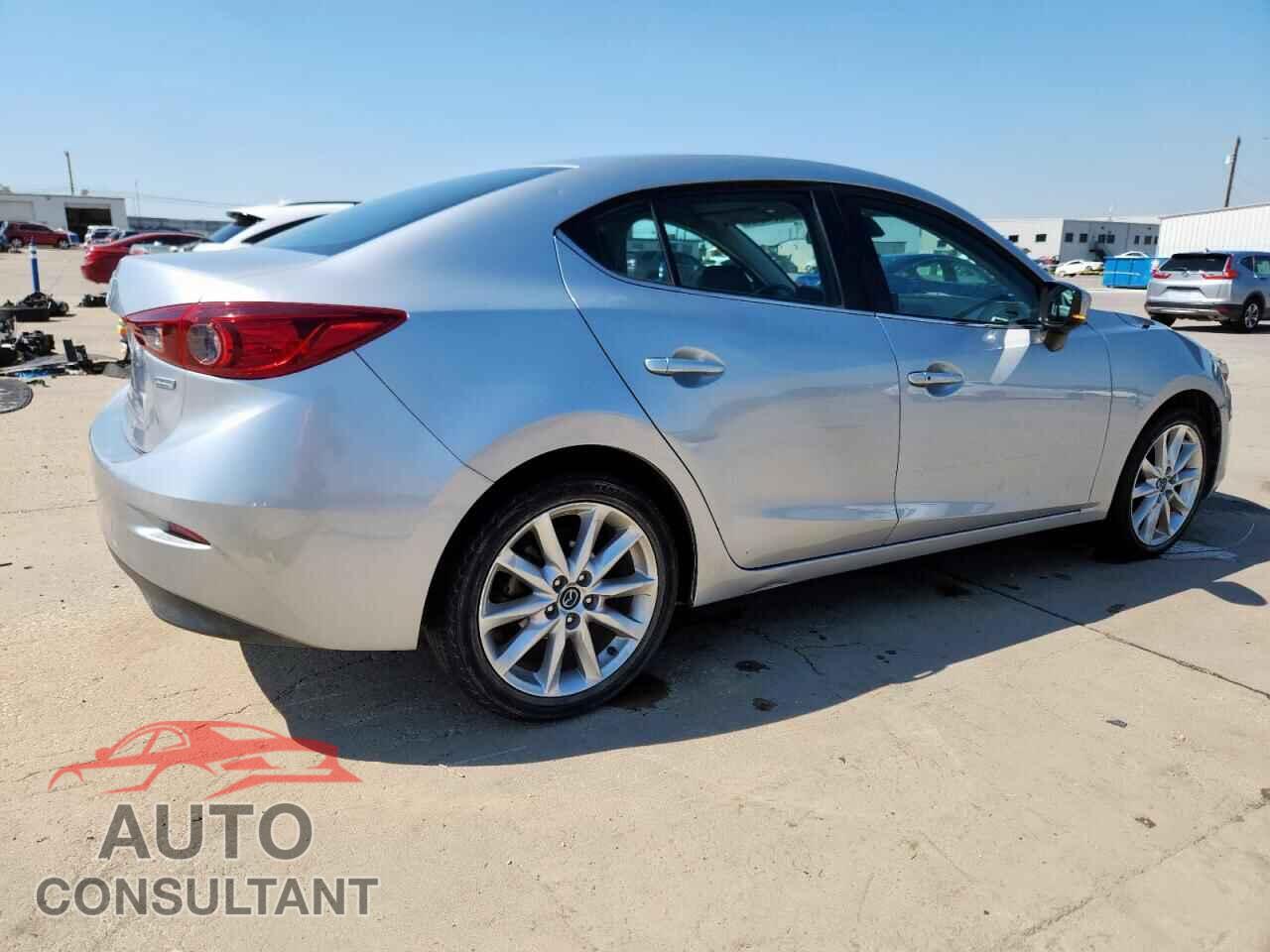 MAZDA 3 2017 - 3MZBN1V73HM131127