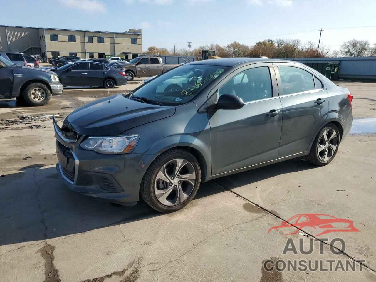 CHEVROLET SONIC 2019 - 1G1JF5SBXK4128510