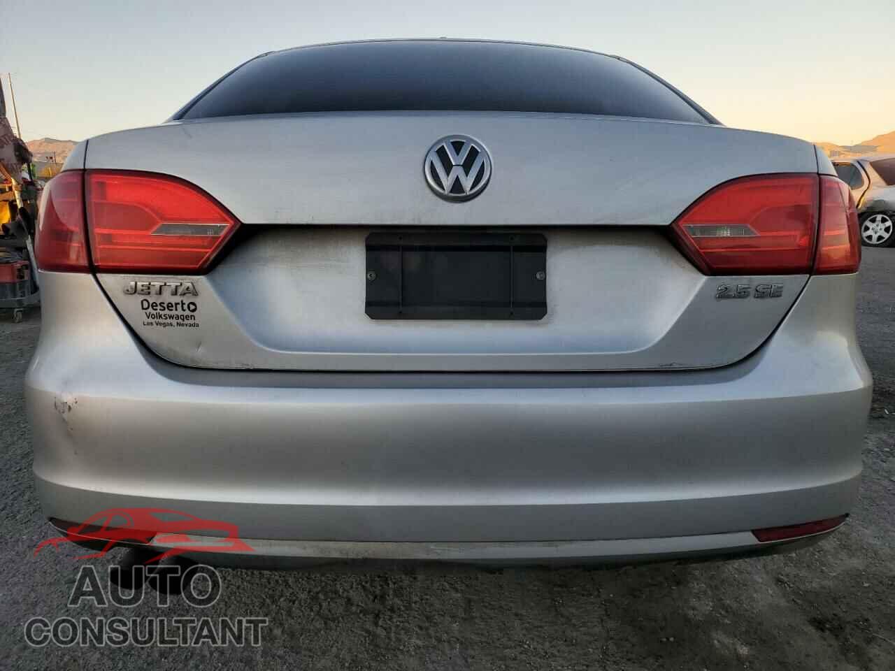 VOLKSWAGEN JETTA 2012 - 3VWDP7AJ2CM024201