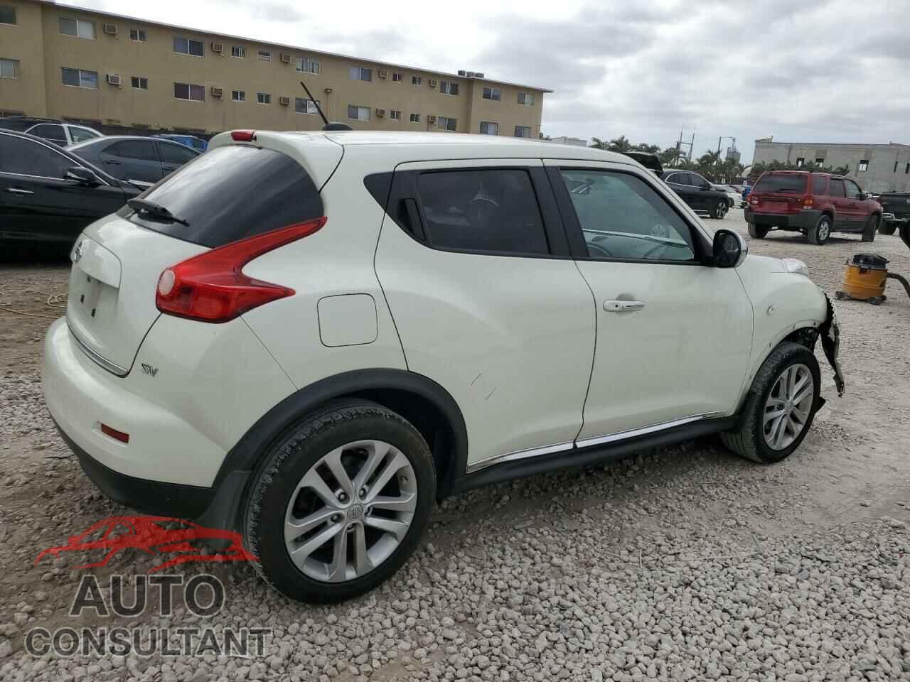 NISSAN JUKE 2011 - JN8AF5MR4BT005121