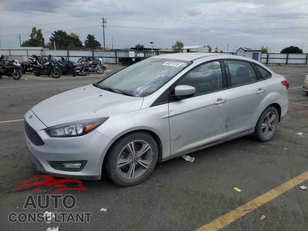 FORD FOCUS 2018 - 1FADP3FE5JL278237