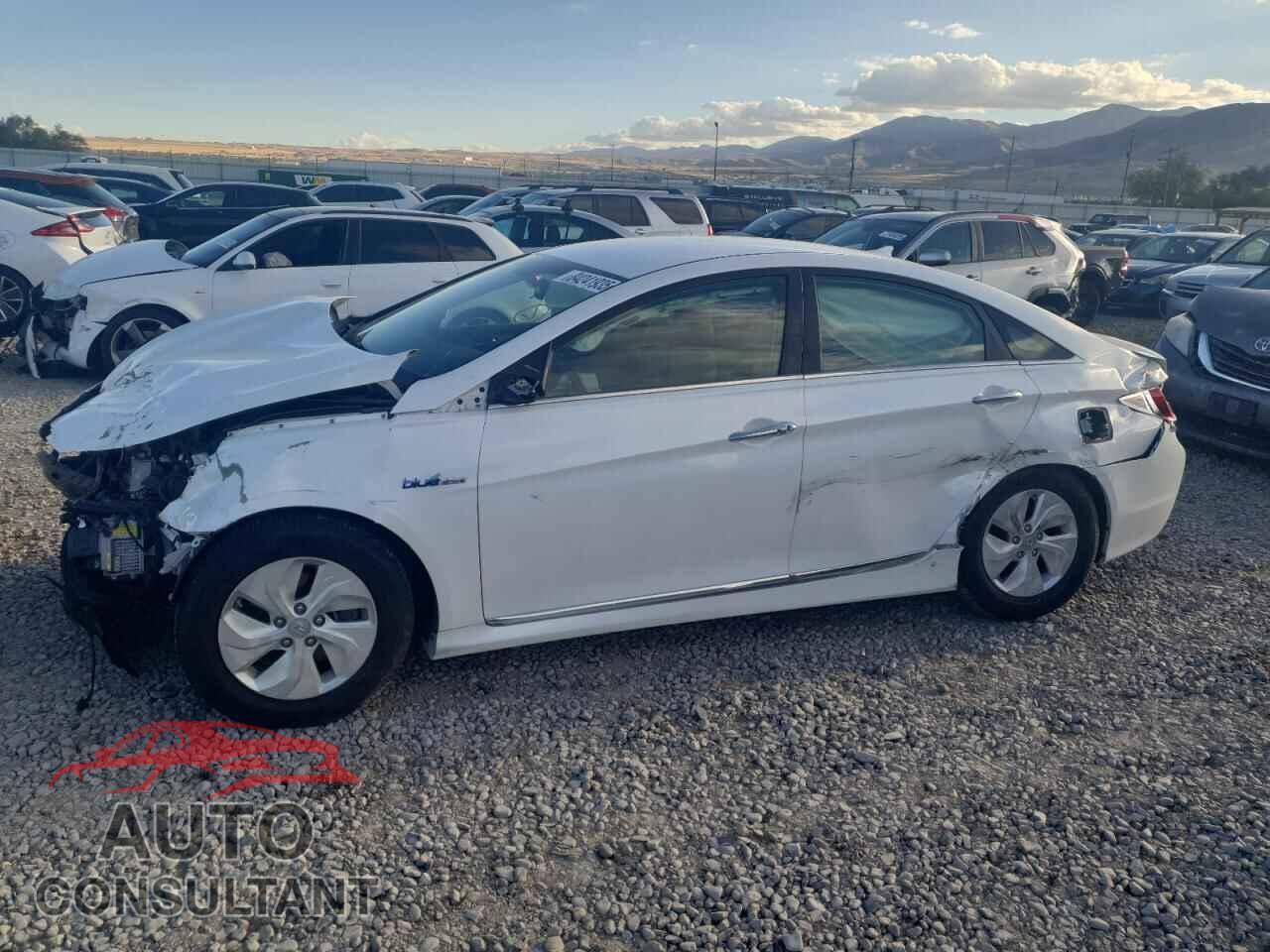 HYUNDAI SONATA 2014 - KMHEC4A40EA114597