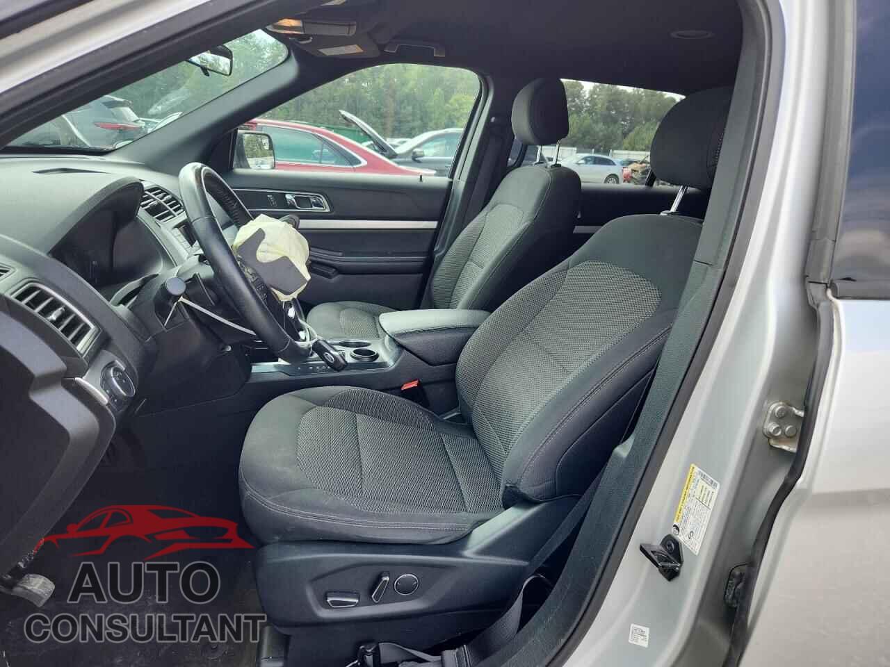 FORD EXPLORER 2017 - 1FM5K7D86HGD77343