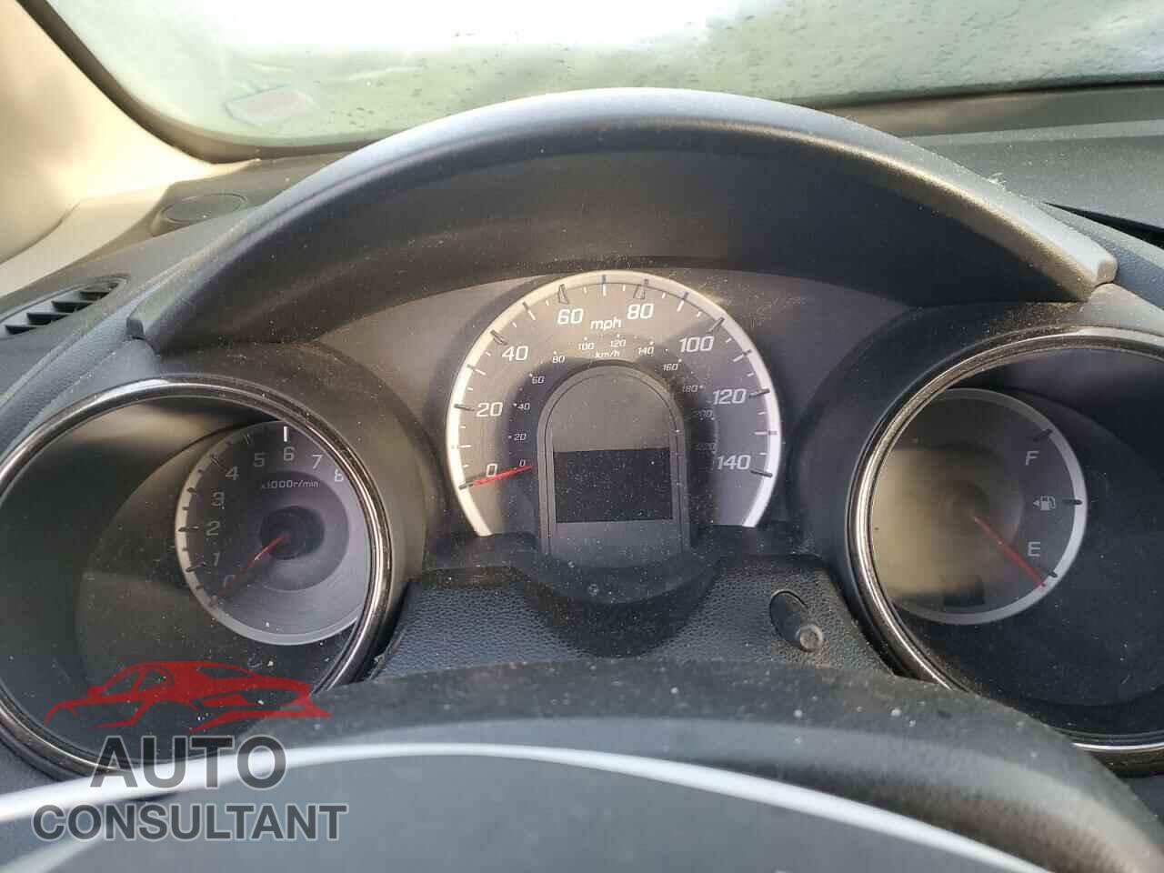 HONDA FIT 2012 - JHMGE8H53CC011588
