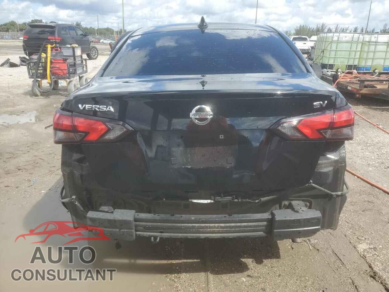 NISSAN VERSA 2021 - 3N1CN8EV4ML892444