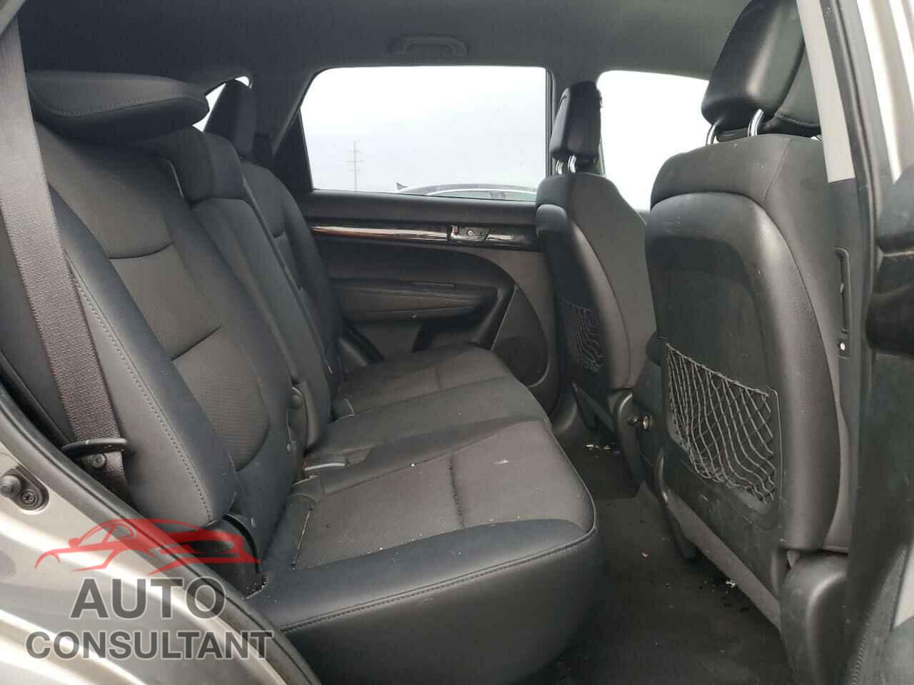 KIA SORENTO 2011 - 5XYKT4A19BG060211
