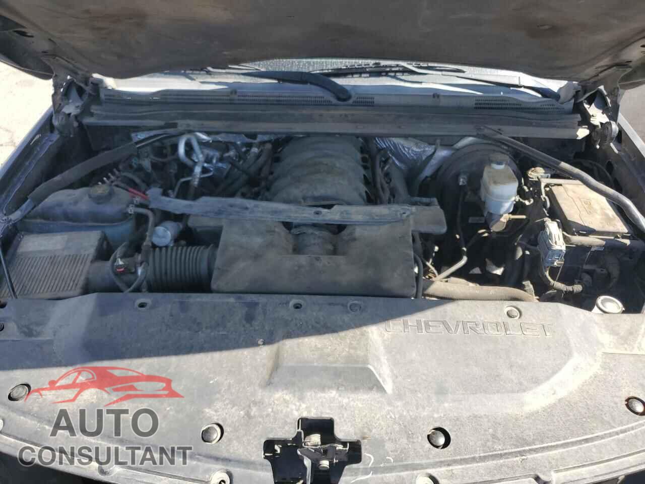 CHEVROLET SUBURBAN 2015 - 1GNSCHEC2FR692355
