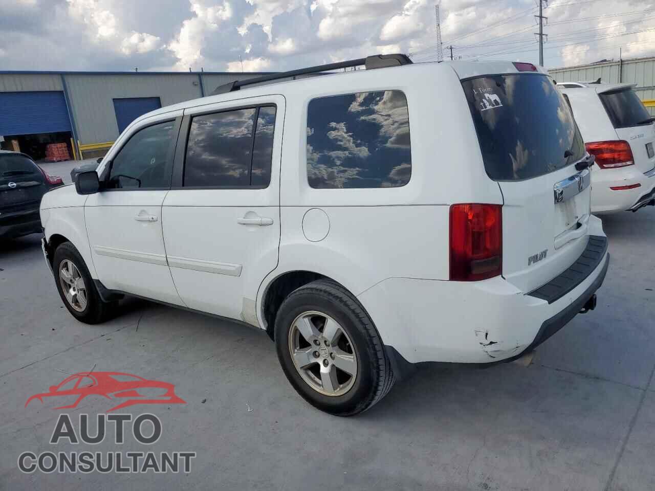 HONDA PILOT 2011 - 5FNYF3H54BB025474