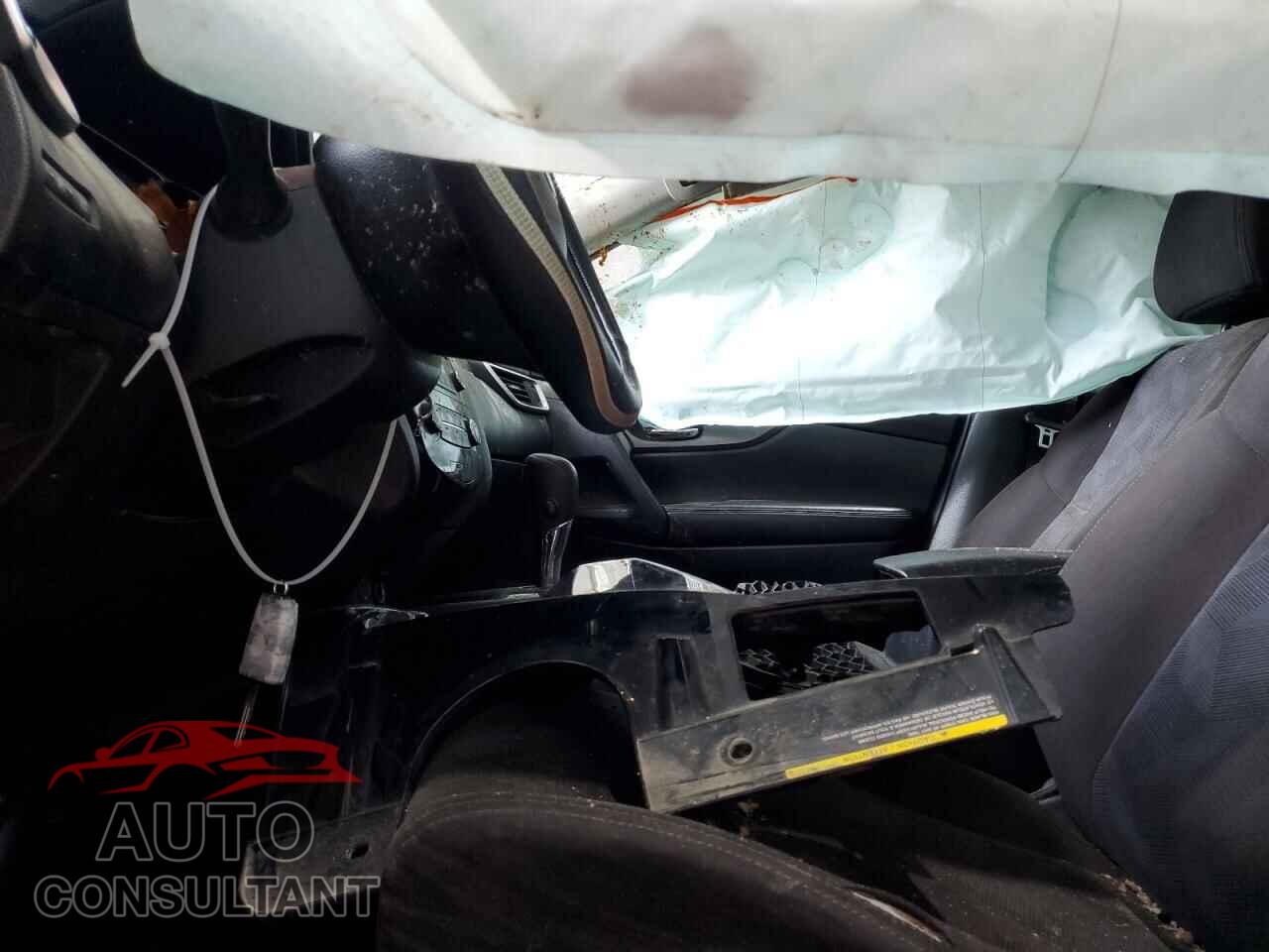NISSAN ROGUE 2015 - KNMAT2MV2FP522755