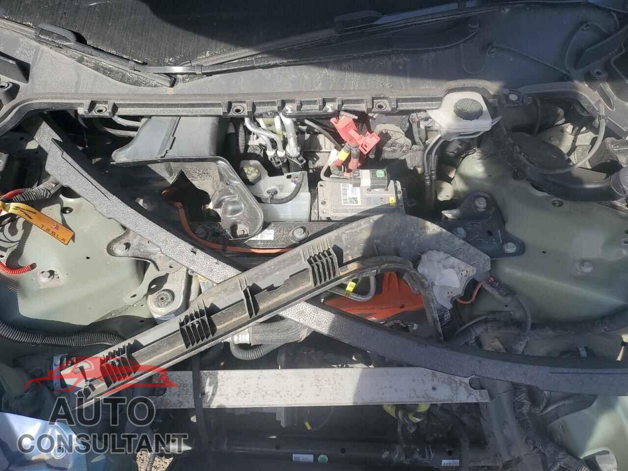 TESLA MODEL Y 2023 - LRWYGDFD8PC227085
