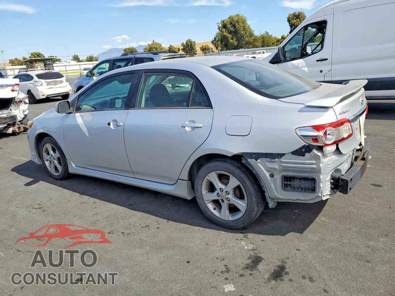 TOYOTA COROLLA 2013 - 2T1BU4EE2DC921883