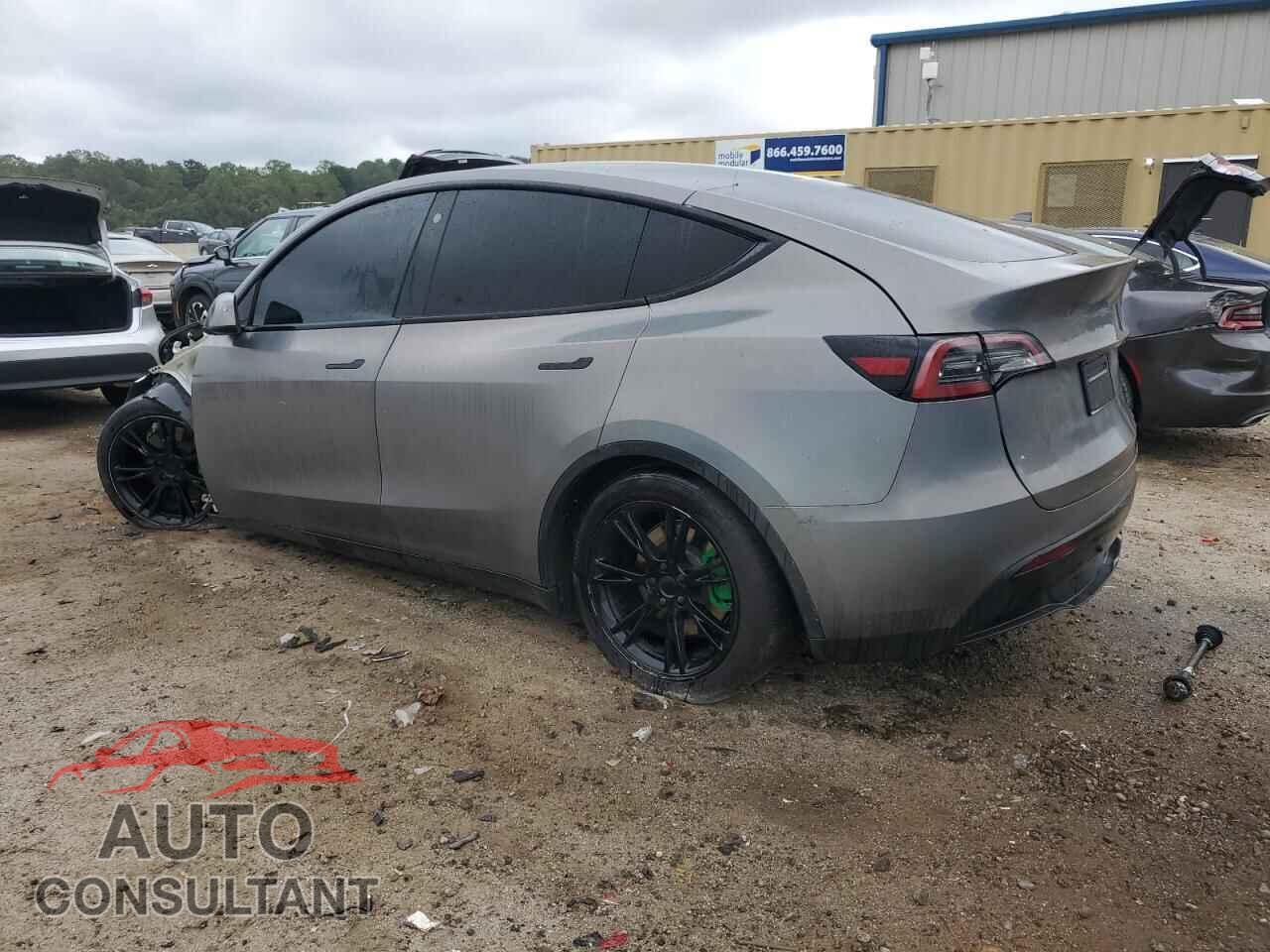 TESLA MODEL Y 2023 - 7SAYGDEE7PF669228