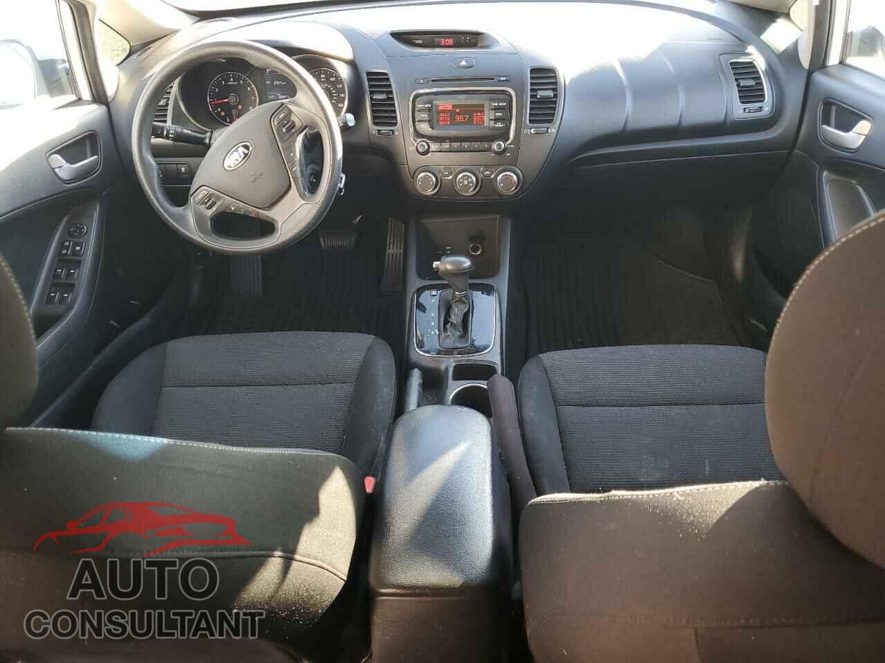 KIA FORTE 2017 - 3KPFK4A76HE140385