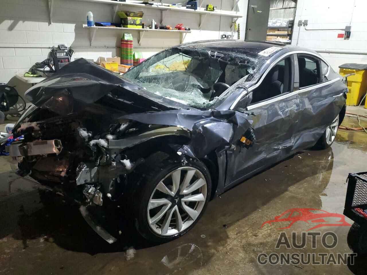 TESLA MODEL 3 2018 - 5YJ3E1EA3JF050982