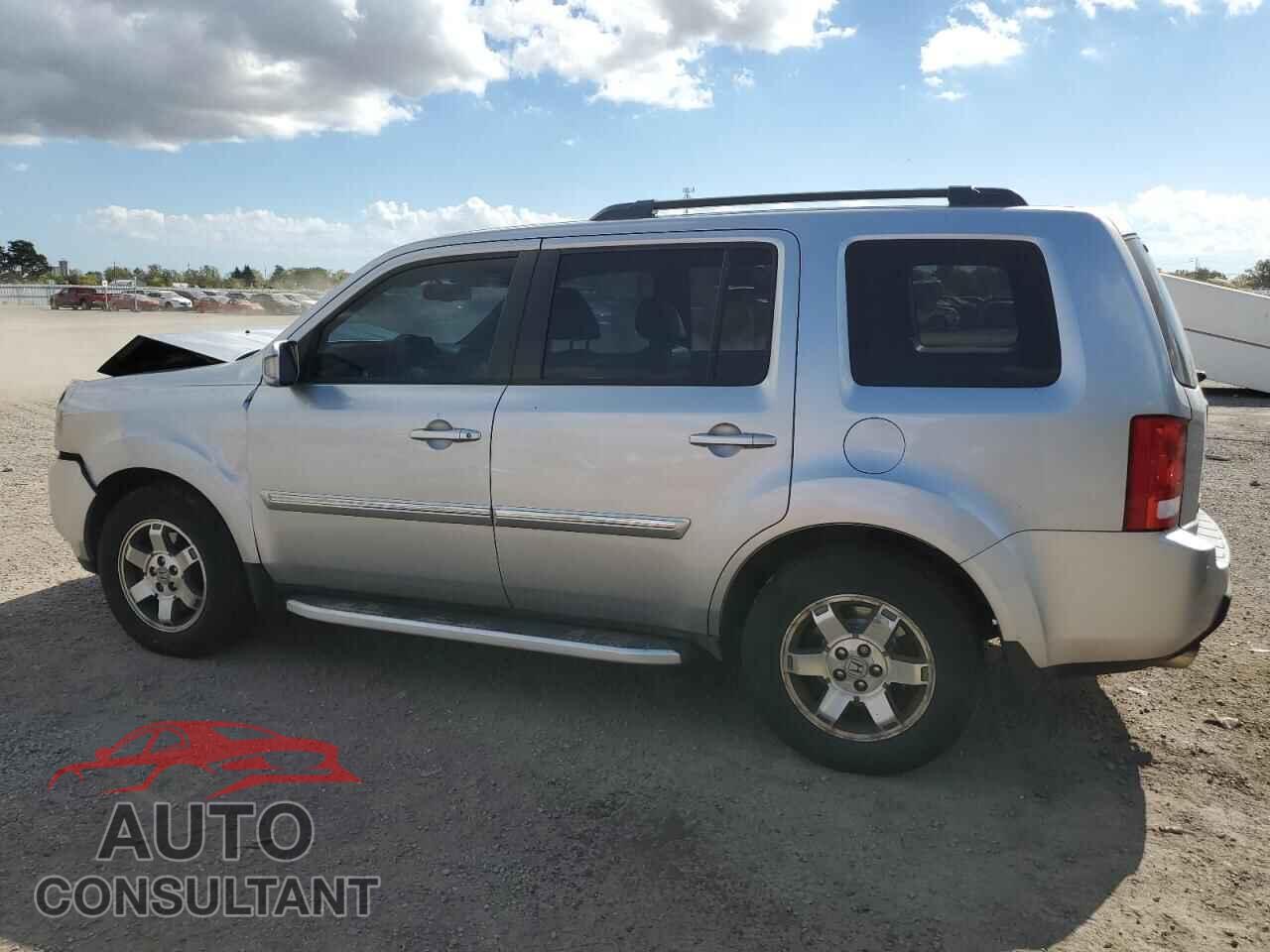 HONDA PILOT 2011 - 5FNYF4H95BB058766
