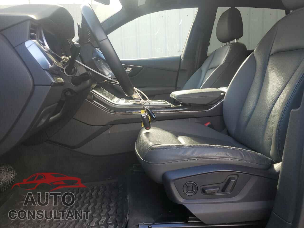 AUDI Q8 2020 - WA1EVAF11LD020410