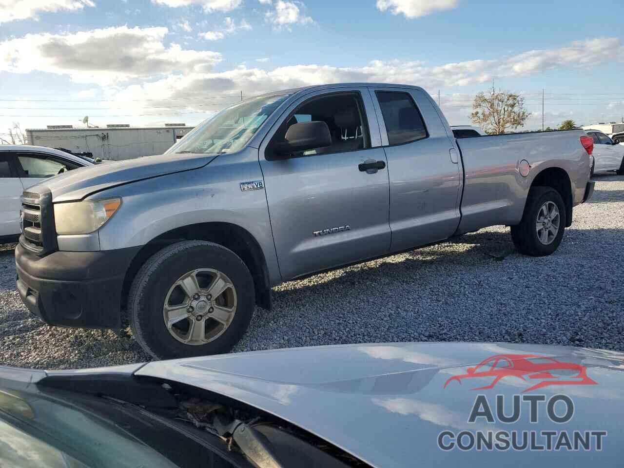 TOYOTA TUNDRA 2011 - 5TFTY5F14BX007255