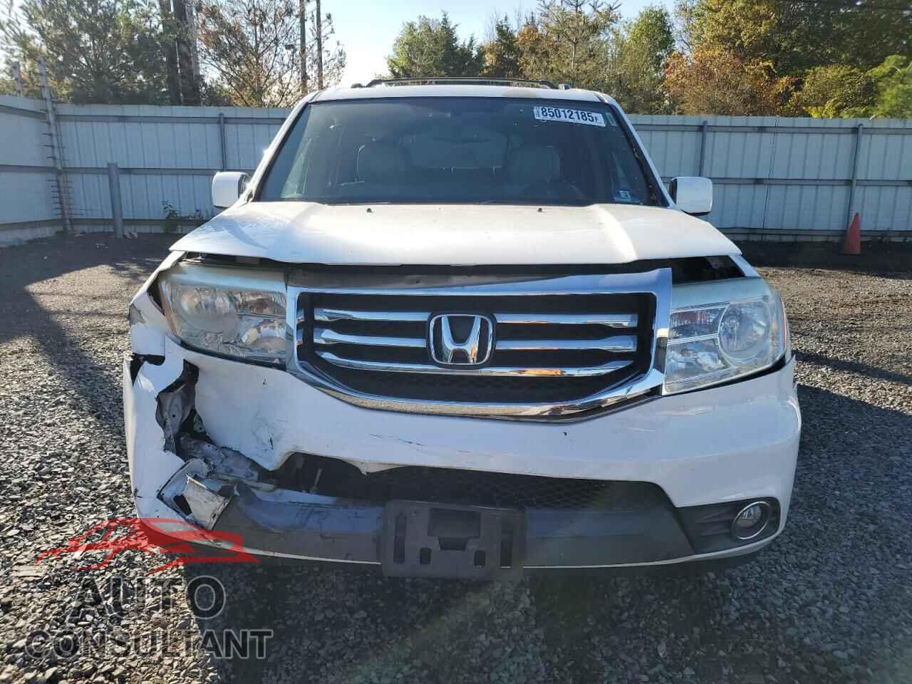 HONDA PILOT 2015 - 5FNYF4H53FB024294