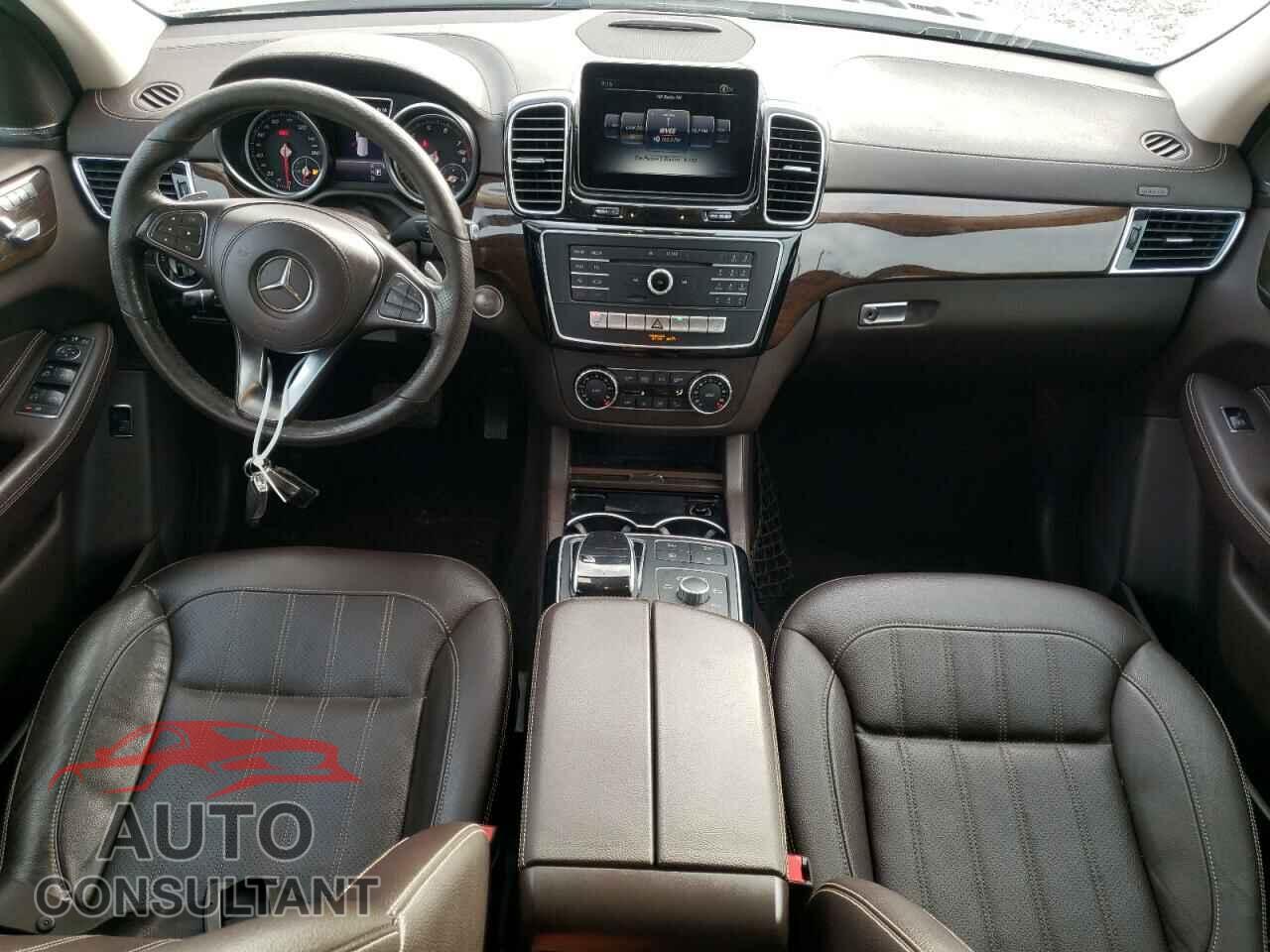 MERCEDES-BENZ GLS-CLASS 2017 - 4JGDF6EE3HA955948