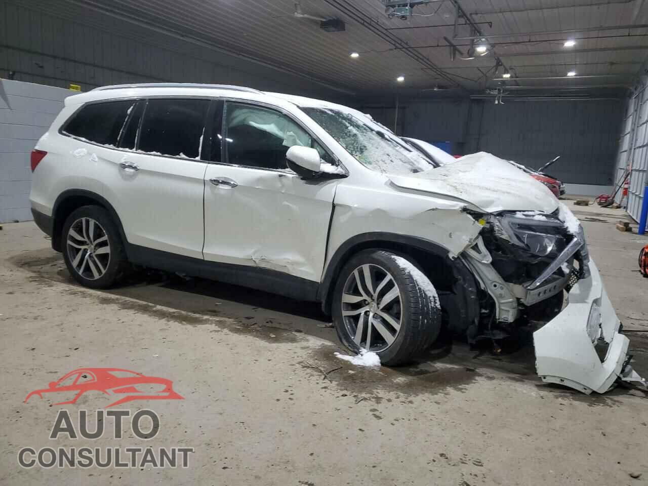 HONDA PILOT 2017 - 5FNYF6H09HB070439