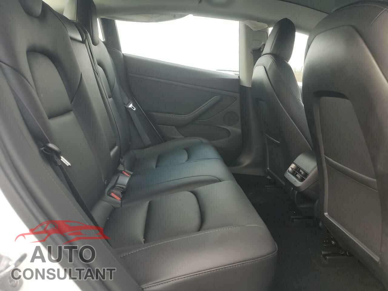 TESLA MODEL 3 2022 - 5YJ3E1EB2NF361821