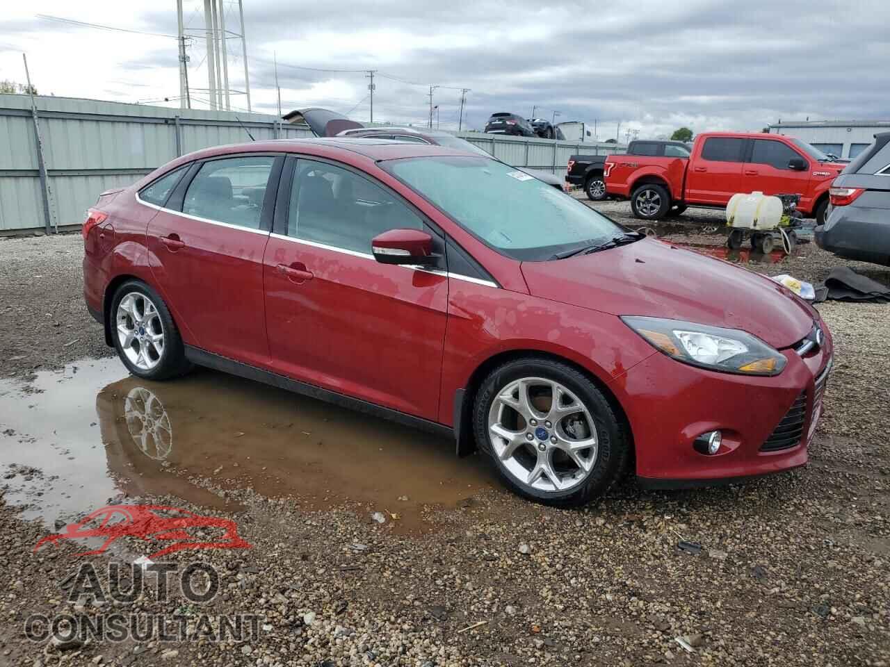 FORD FOCUS 2014 - 1FADP3J2XEL105395