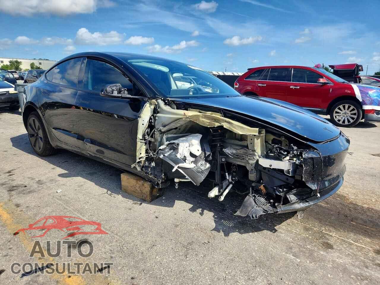 TESLA MODEL 3 2026 - 5YJ3E1EA8TF155455