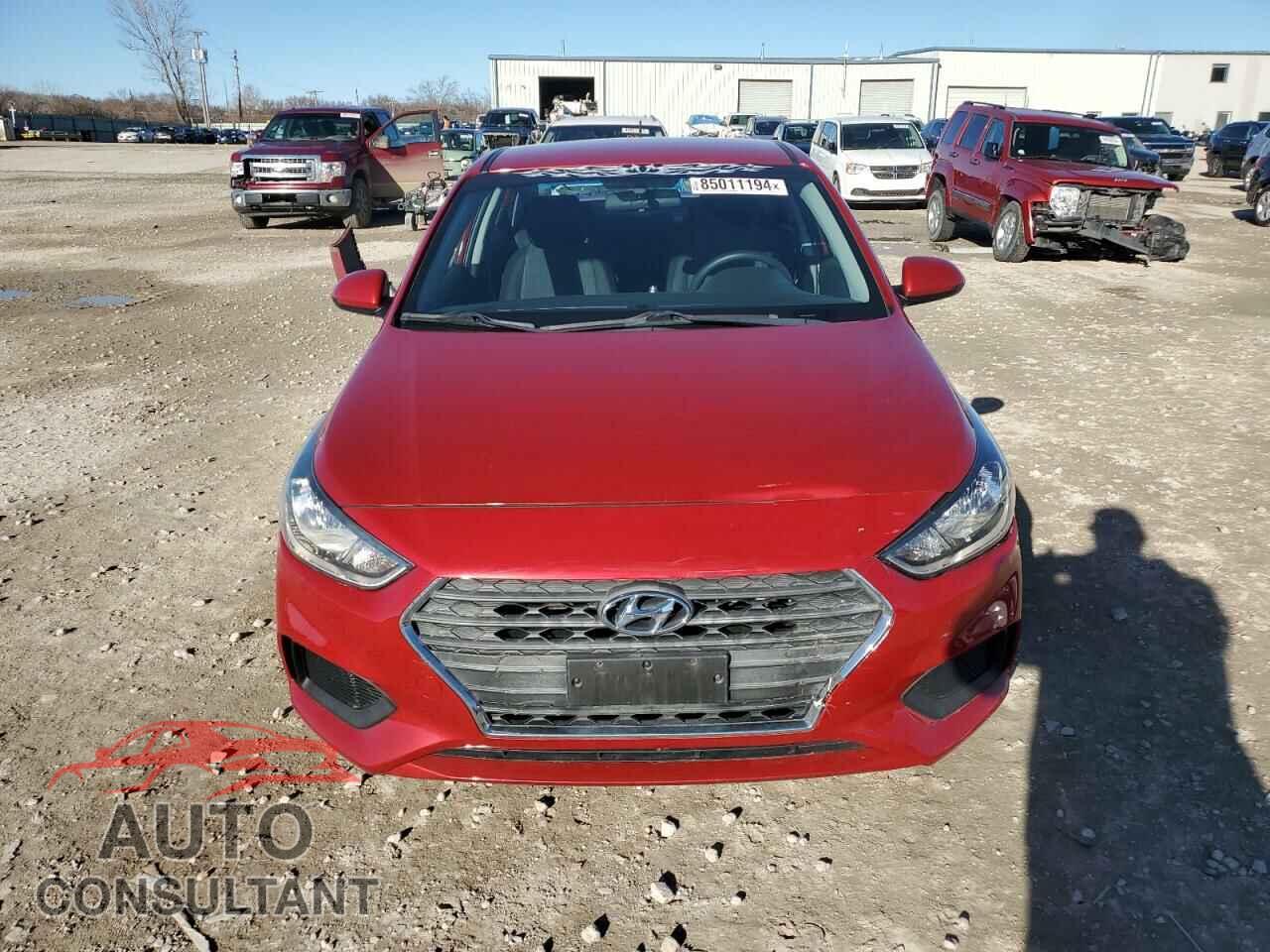 HYUNDAI ACCENT 2018 - 3KPC24A30JE021544
