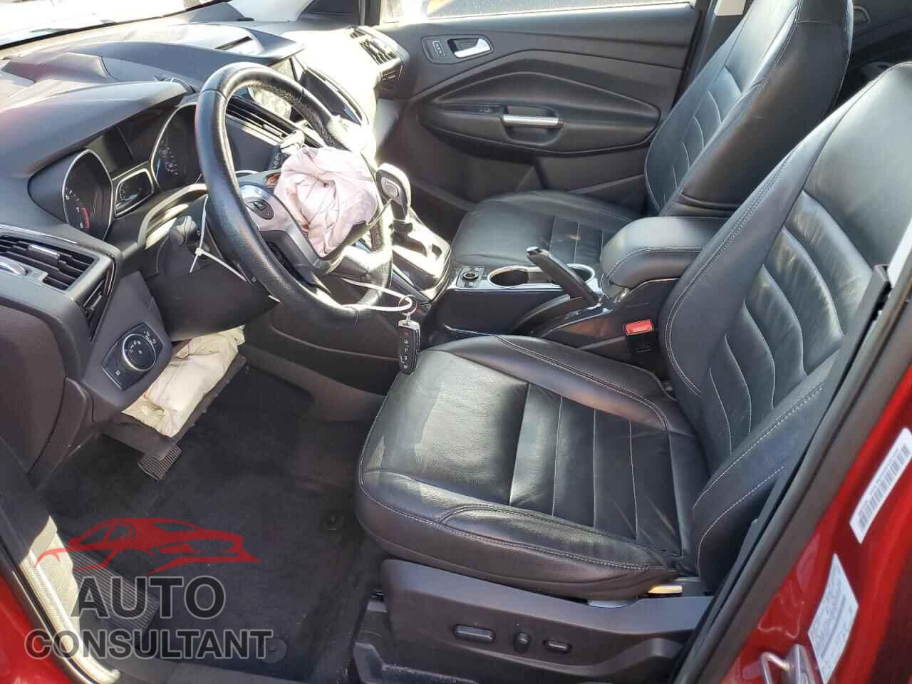 FORD ESCAPE 2015 - 1FMCU9J91FUB88575