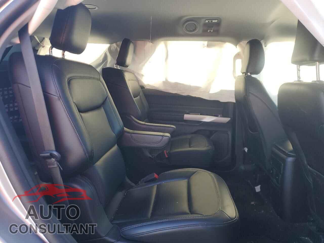 FORD EXPLORER 2024 - 1FMSK8DH5RGA39006