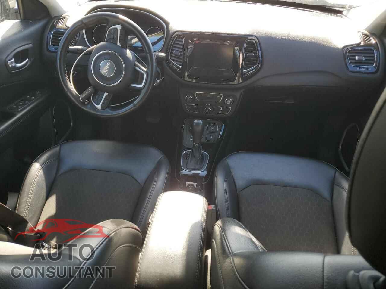 JEEP COMPASS 2019 - 3C4NJDBB6KT792105