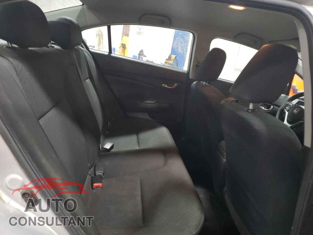 HONDA CIVIC 2015 - 2HGFB2F55FH506819