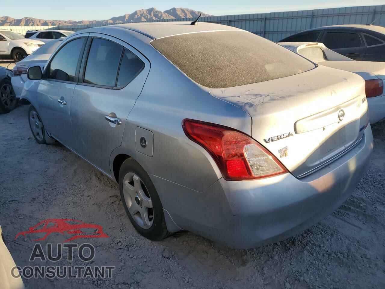 NISSAN VERSA 2012 - 3N1CN7AP8CL916020