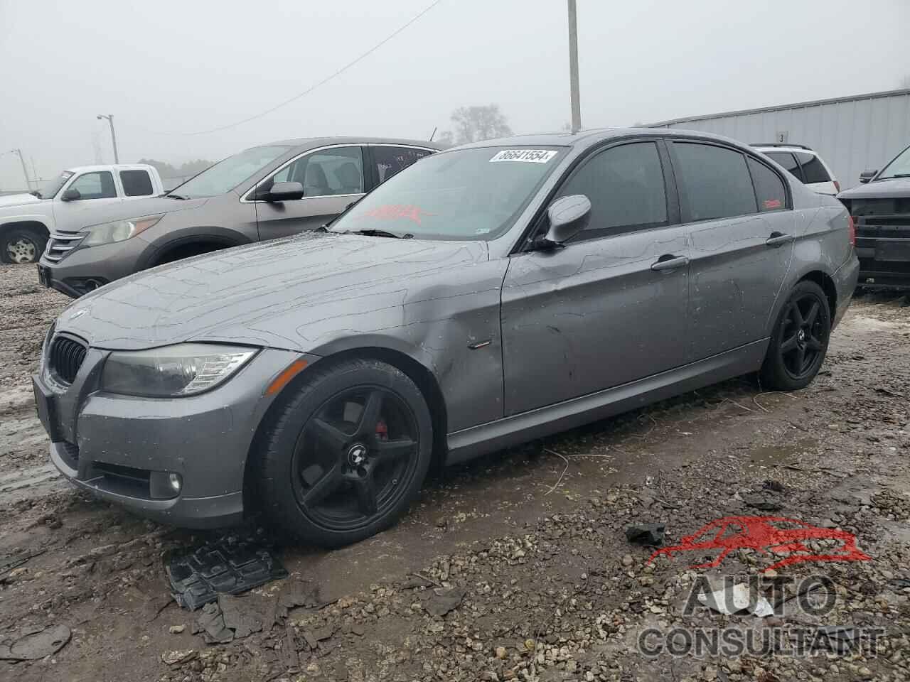 BMW 3 SERIES 2011 - WBAPH7G52BNN06434
