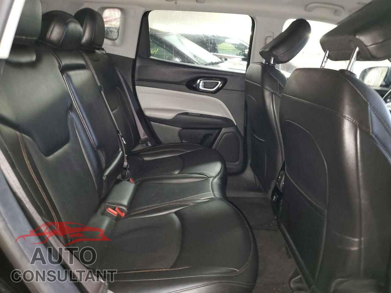 JEEP COMPASS 2022 - 3C4NJDCB1NT105342
