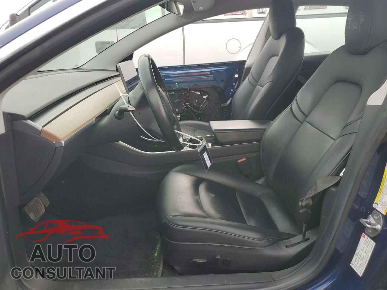 TESLA MODEL 3 2018 - 5YJ3E1EA5JF011813