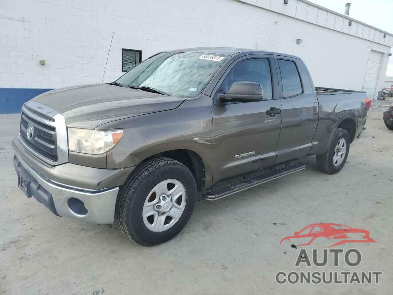 TOYOTA TUNDRA 2011 - 5TFRM5F12BX027008