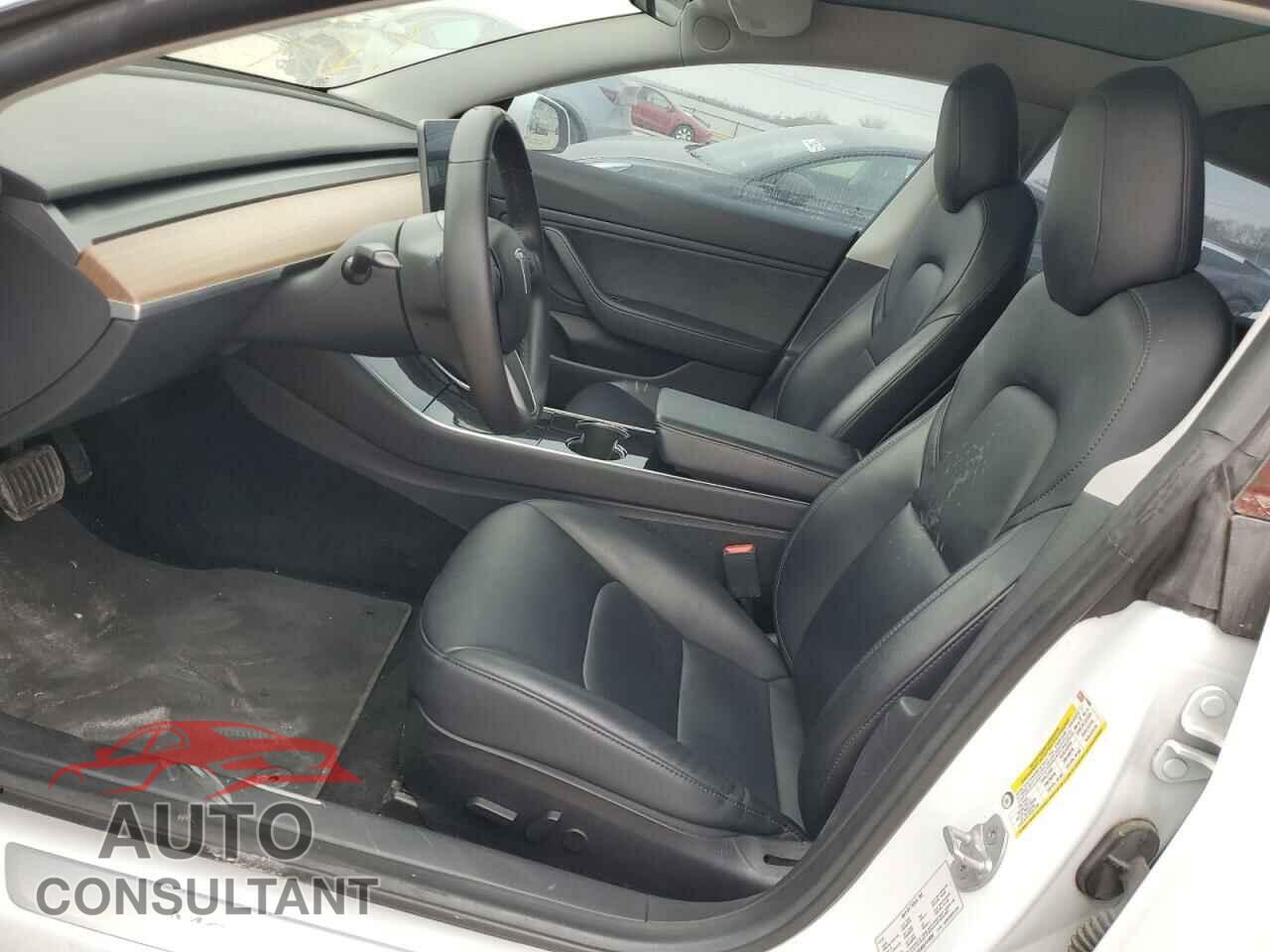 TESLA MODEL 3 2019 - 5YJ3E1EA8KF416002