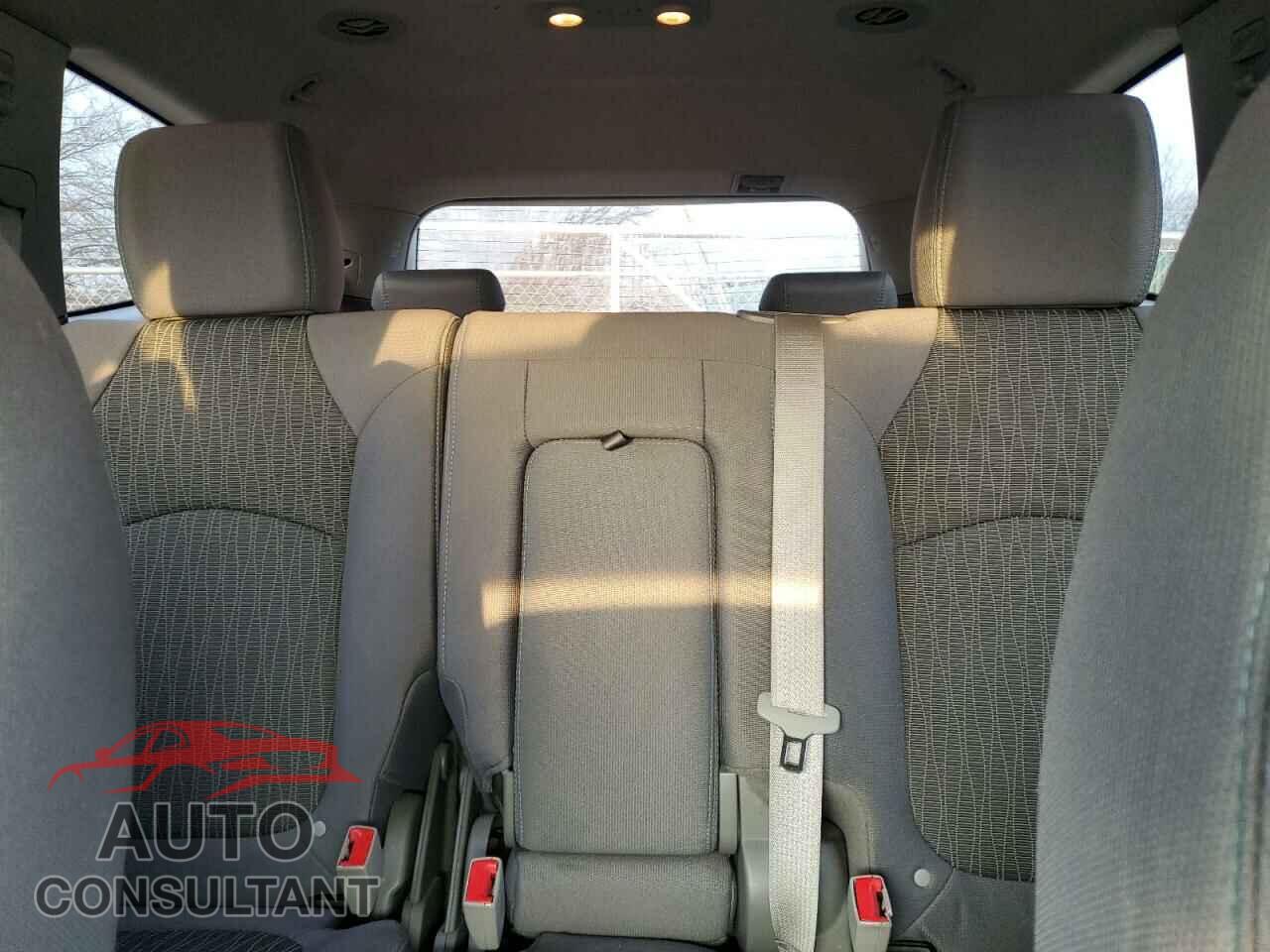 CHEVROLET TRAVERSE 2014 - 1GNKVFED4EJ206116