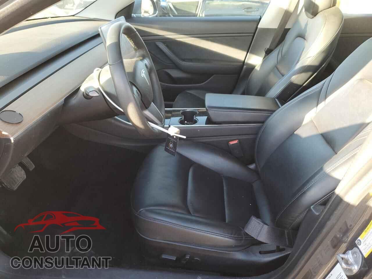 TESLA MODEL 3 2020 - 5YJ3E1EB2LF663722